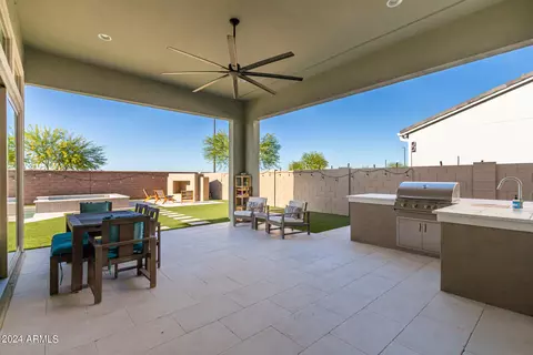 Exterior - 1350 E Aris Dr, Gilbert, AZ 85298 photo 19 of 46