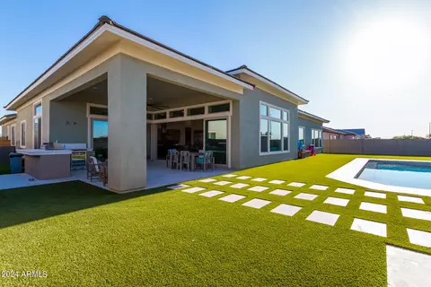 Exterior - 1350 E Aris Dr, Gilbert, AZ 85298 photo 21 of 46
