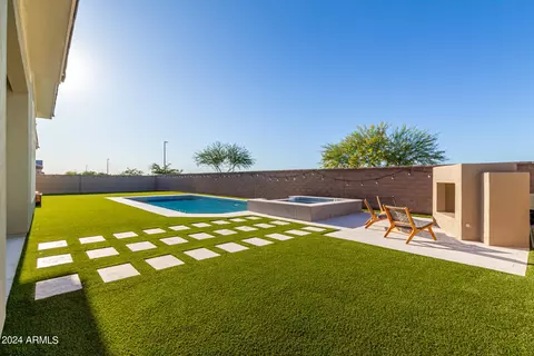 Exterior - 1350 E Aris Dr, Gilbert, AZ 85298 photo 20 of 46