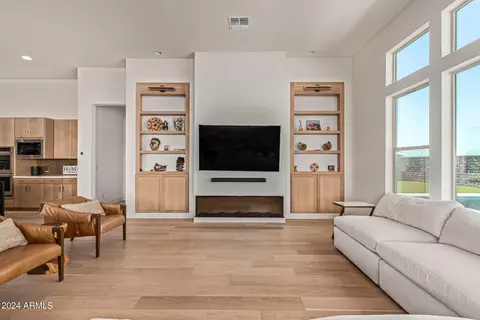 Living - 1350 E Aris Dr, Gilbert, AZ 85298 photo 2 of 3