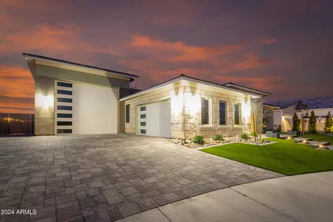Exterior - 1350 E Aris Dr, Gilbert, AZ 85298 photo 3 of 46