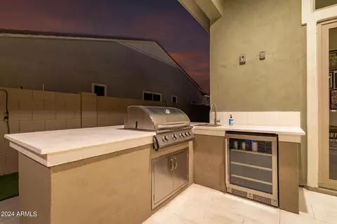 Exterior - 1350 E Aris Dr, Gilbert, AZ 85298 photo 10 of 46