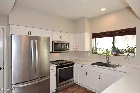 Kitchen - 4443 E Annette Dr, Phoenix, AZ 85032 photo 1 of 3