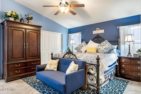 4627 E Weaver Rd, Phoenix, AZ 85050 photo 9