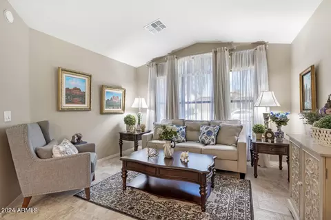 4627 E Weaver Rd, Phoenix, AZ 85050 photo 8