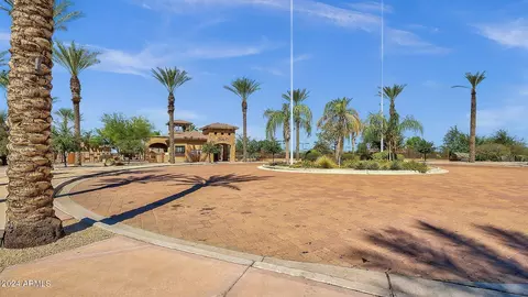 View/Area - 3853 E Dubois Ave, Gilbert, AZ 85298 photo 3 of 3