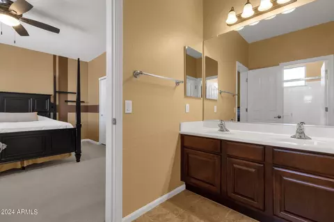 Bath - 3853 E Dubois Ave, Gilbert, AZ 85298 photo 4 of 5