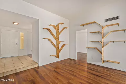 Entry Way - 1812 E Saint Catherine Ave, Phoenix, AZ 85042 photo 1 of 1