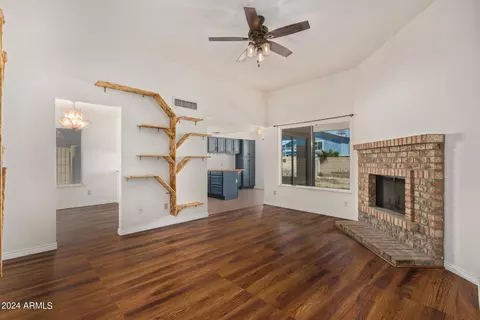 Living - 1812 E Saint Catherine Ave, Phoenix, AZ 85042 photo 2 of 3
