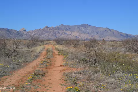 0 83 Acres Justin St #12, Pearce, AZ 85625