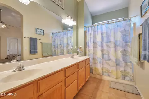 6734 E Rosedale St, Mesa, AZ 85215 photo 4