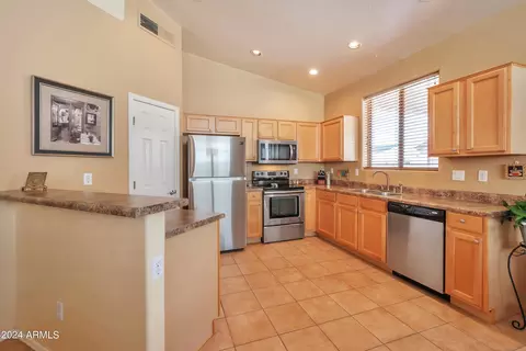 6734 E Rosedale St, Mesa, AZ 85215 photo 6