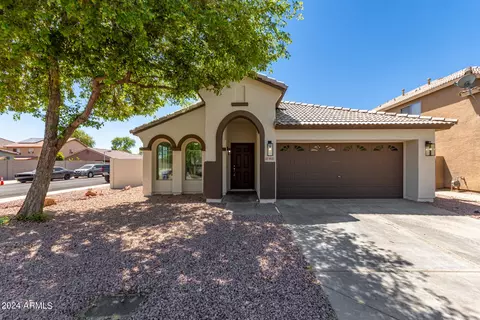8821 W Magnolia St, Tolleson, AZ 85353