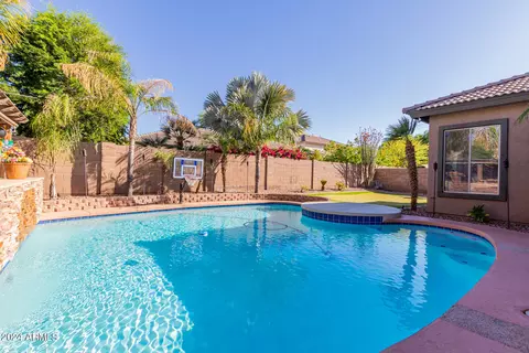 Exterior - 4445 E Palmdale Ln, Gilbert, AZ 85298 photo 10 of 16