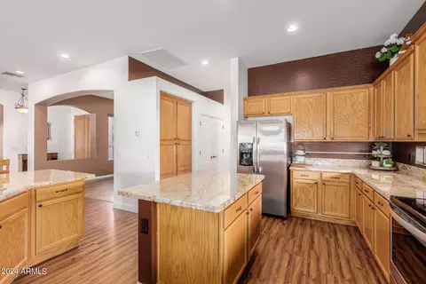 Kitchen - 4445 E Palmdale Ln, Gilbert, AZ 85298 photo 1 of 6