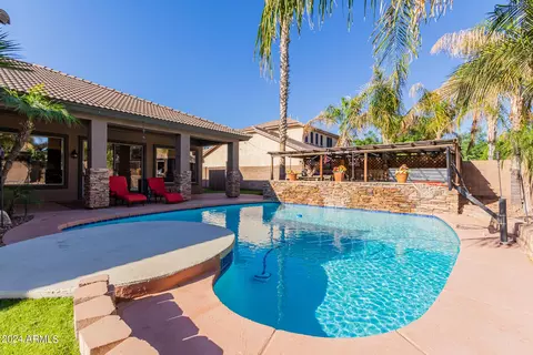 Exterior - 4445 E Palmdale Ln, Gilbert, AZ 85298 photo 8 of 16