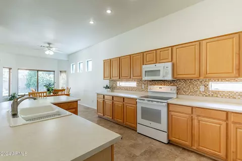 4373 E Lantern Ct, Gilbert, AZ 85297 photo 13