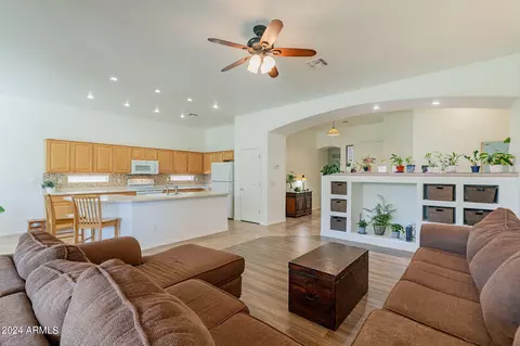 4373 E Lantern Ct, Gilbert, AZ 85297 photo 5