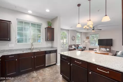 4726 E Red Oak Ln #102, Gilbert, AZ 85297 photo 4