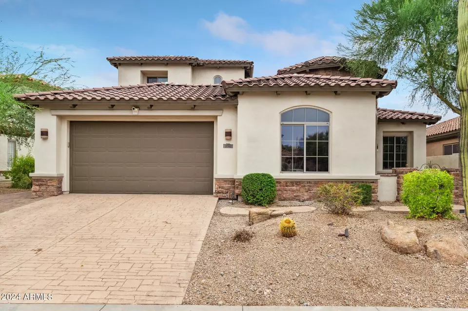 Exterior - 2010 W Whisper Rock Trl, Phoenix, AZ 85085 photo 8 of 11