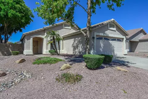 6620 W Whispering Wind Dr, Glendale, AZ 85310