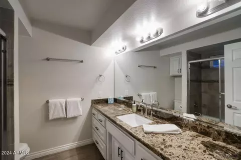 Bath - 3732 E Desert Cove Ave, Phoenix, AZ 85028 photo 2 of 3