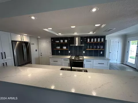 Kitchen - 3732 E Desert Cove Ave, Phoenix, AZ 85028 photo 2 of 5