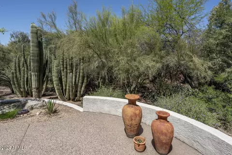 4306 E San Miguel Ave, Phoenix, AZ 85018 photo 13
