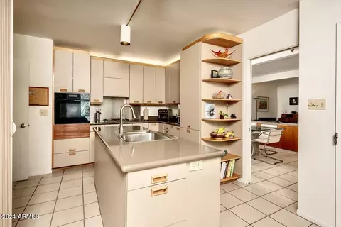 4306 E San Miguel Ave, Phoenix, AZ 85018 photo 7