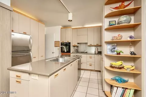 4306 E San Miguel Ave, Phoenix, AZ 85018 photo 8