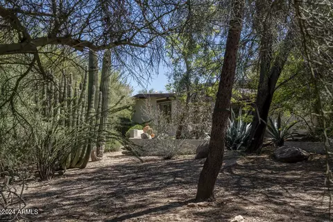 4306 E San Miguel Ave, Phoenix, AZ 85018 photo 14