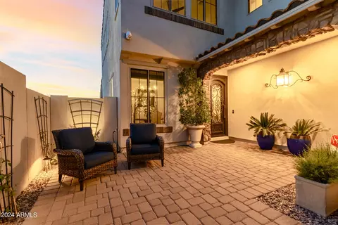 Exterior - 29710 N 23rd Ln, Phoenix, AZ 85085 photo 2 of 32