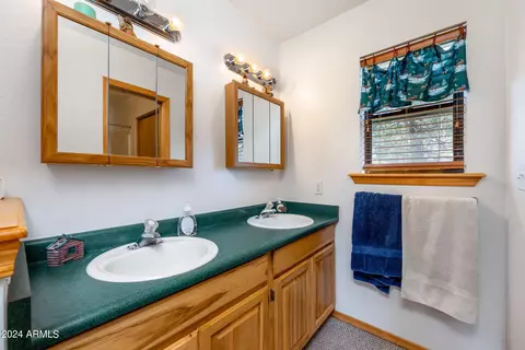2089 Chevelon Rd, Overgaard, AZ 85933 photo 18