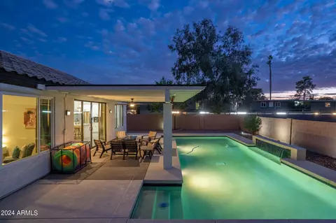 Exterior - 3438 N 30th St, Phoenix, AZ 85016 photo 10 of 12