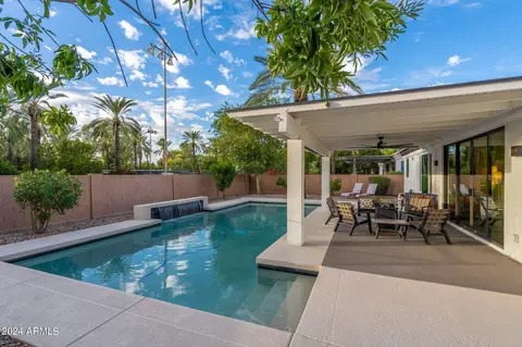 Exterior - 3438 N 30th St, Phoenix, AZ 85016 photo 6 of 12