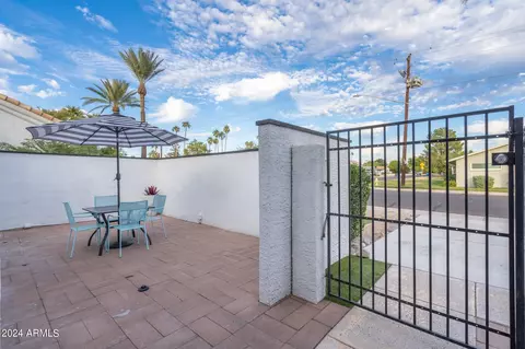 Exterior - 3438 N 30th St, Phoenix, AZ 85016 photo 8 of 12