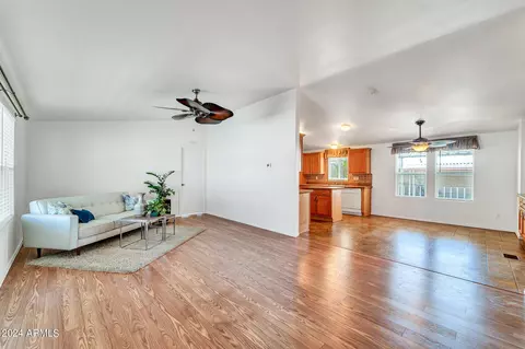 2701 E Utopia Rd #220, Phoenix, AZ 85050