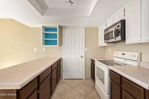 Kitchen - 6535 E Indigo St, Mesa, AZ 85205 photo 3 of 3