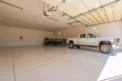Exterior - 4052 E Hackamore Cir, Mesa, AZ 85205 photo 9 of 21