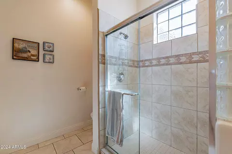 Bath - 4052 E Hackamore Cir, Mesa, AZ 85205 photo 8 of 8