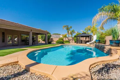 Exterior - 4052 E Hackamore Cir, Mesa, AZ 85205 photo 17 of 21