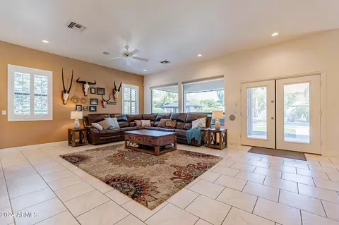 Living - 4052 E Hackamore Cir, Mesa, AZ 85205 photo 3 of 6