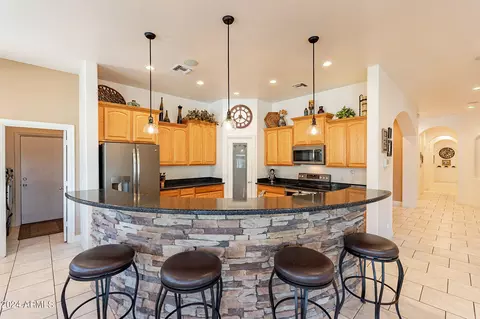 Kitchen - 4052 E Hackamore Cir, Mesa, AZ 85205 photo 1 of 9