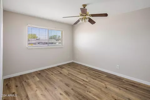 3122 W Crocus Dr, Phoenix, AZ 85053 photo 12
