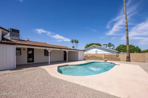 3122 W Crocus Dr, Phoenix, AZ 85053 photo 22