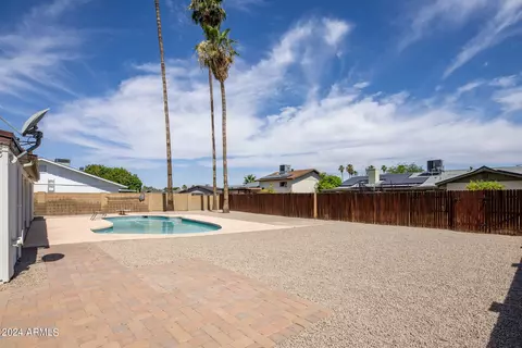 3122 W Crocus Dr, Phoenix, AZ 85053 photo 21