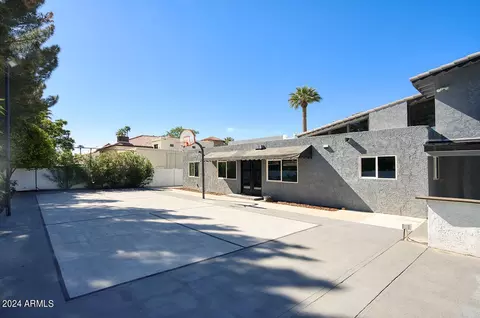 Exterior - 27 E Cactus Wren Dr, Phoenix, AZ 85020 photo 8 of 8