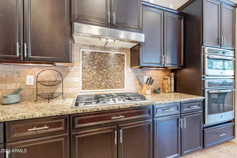 Kitchen - 2434 E Prescott St, Gilbert, AZ 85298 photo 3 of 6