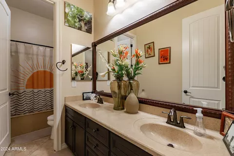 Bath - 2434 E Prescott St, Gilbert, AZ 85298 photo 4 of 5