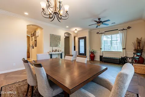 Dining - 2434 E Prescott St, Gilbert, AZ 85298 photo 5 of 10
